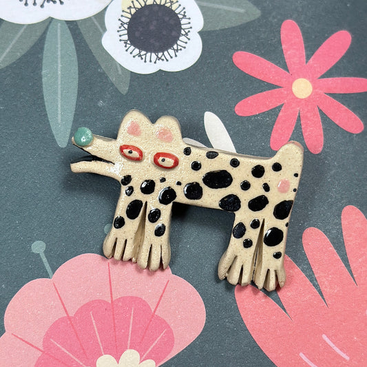 Broszka ceramiczna "Dalmatyńczyk"