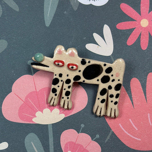 Broszka ceramiczna "Dalmatyńczyk"