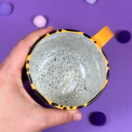Spotted mug, 345ml